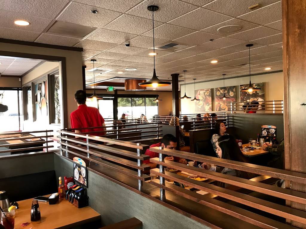 IHOP | restaurant | 2050 N Bellflower Blvd, Long Beach, CA 90815, USA | 5627994467 OR +1 562-799-4467