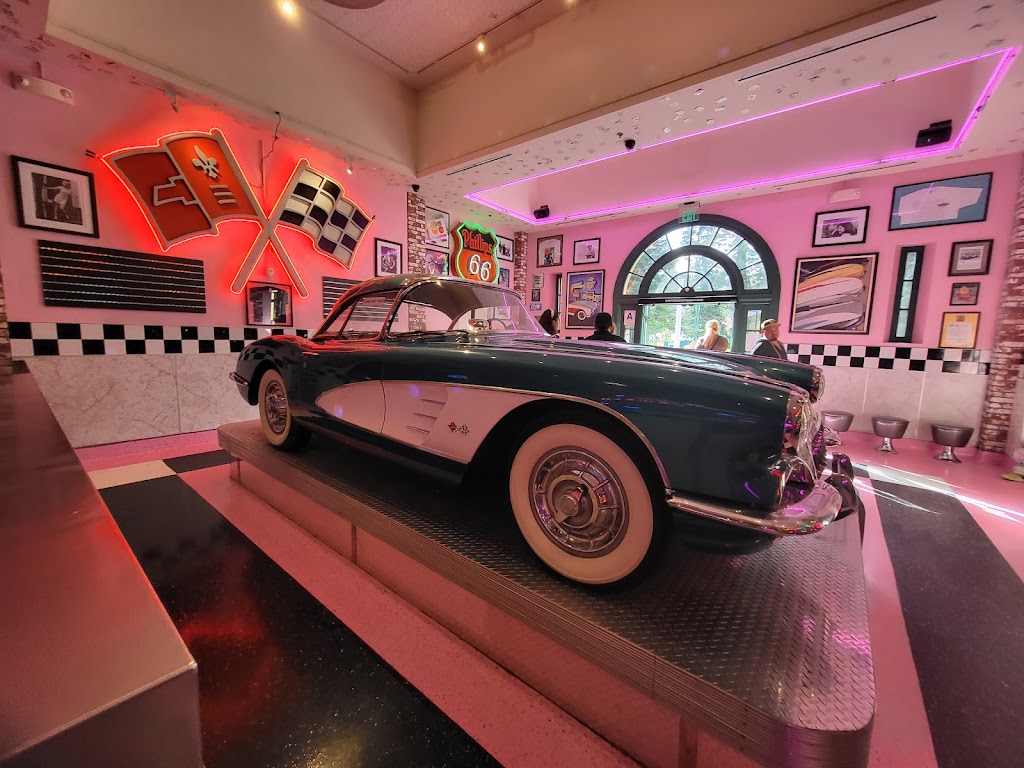Corvette Diner | restaurant | 2965 Historic Decatur Rd, San Diego, CA 92106, USA | 6195421476 OR +1 619-542-1476