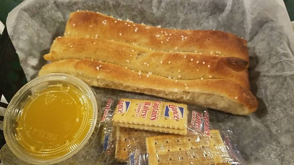 Monicals Pizza | restaurant | 1900 W Main St, Shelbyville, IL 62565, USA | 2177744100 OR +1 217-774-4100