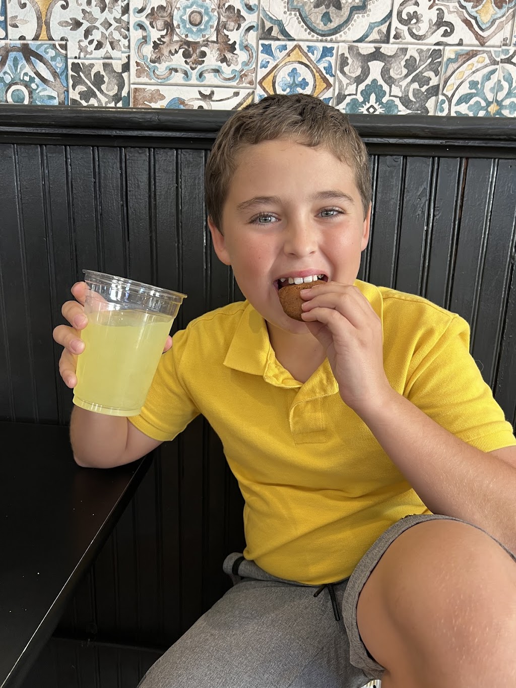 Hapisoul Cafe & Juicery | restaurant | 118 NW 2nd St, Abilene, KS 67410, USA | 7855762224 OR +1 785-576-2224