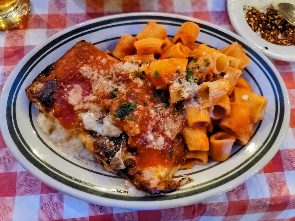 Tony & Elaines | restaurant | 111 N Washington St, Boston, MA 02114, USA | 6175800321 OR +1 617-580-0321