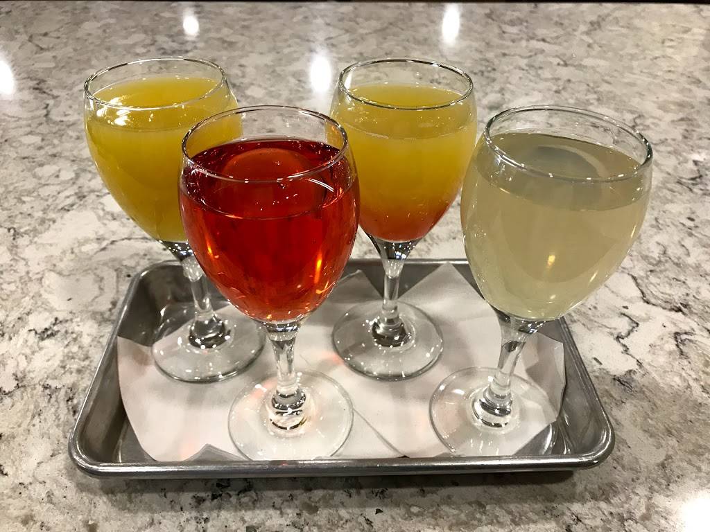 DC Bar & Grill | restaurant | 10440 N Indian Wells Dr, Fountain Hills, AZ 85268, USA | 4808371561 OR +1 480-837-1561