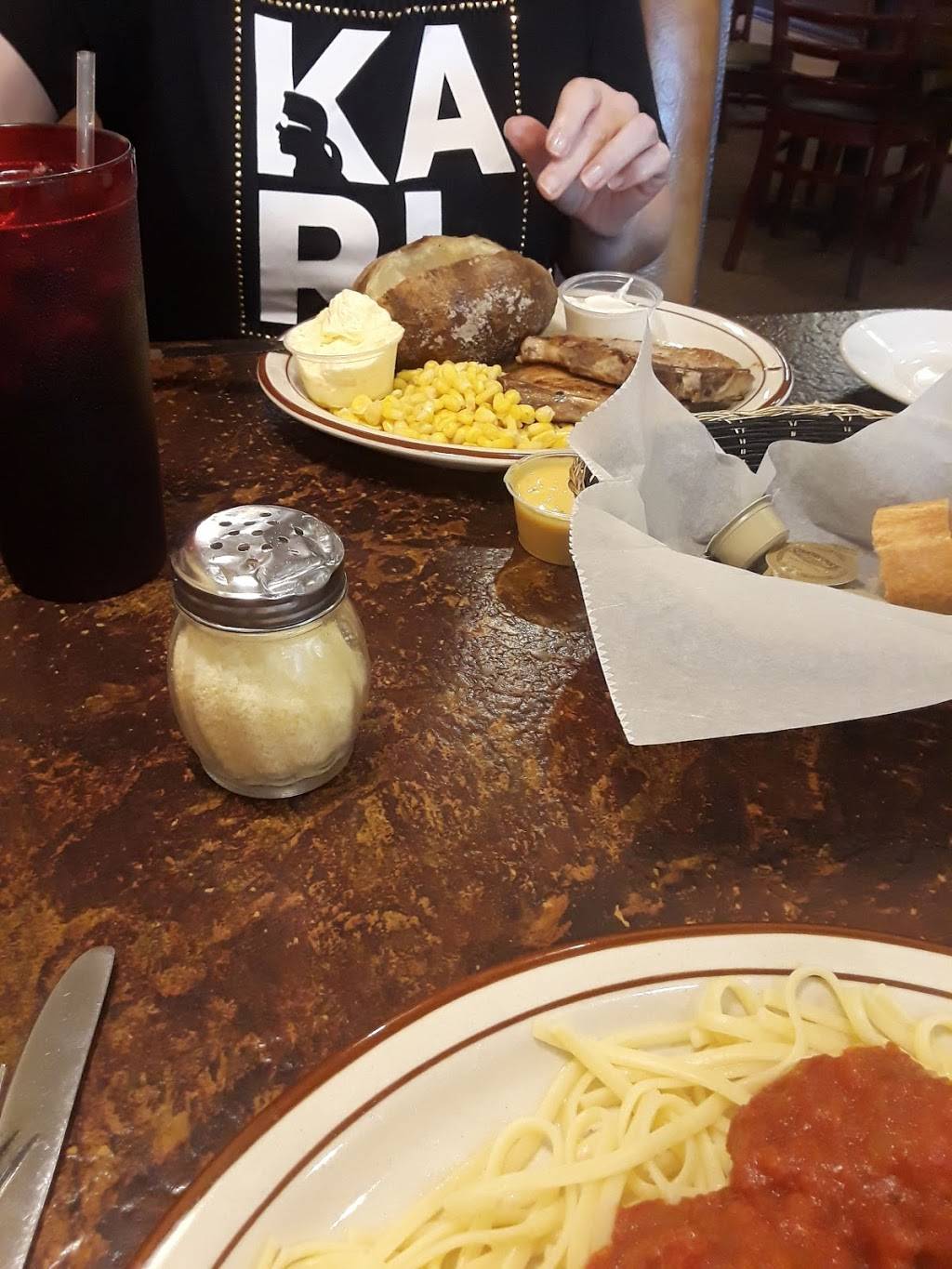 Bagleys Grill | restaurant | 15220 E Bagley Rd, Middleburg Heights, OH 44130, USA | 4408457484 OR +1 440-845-7484