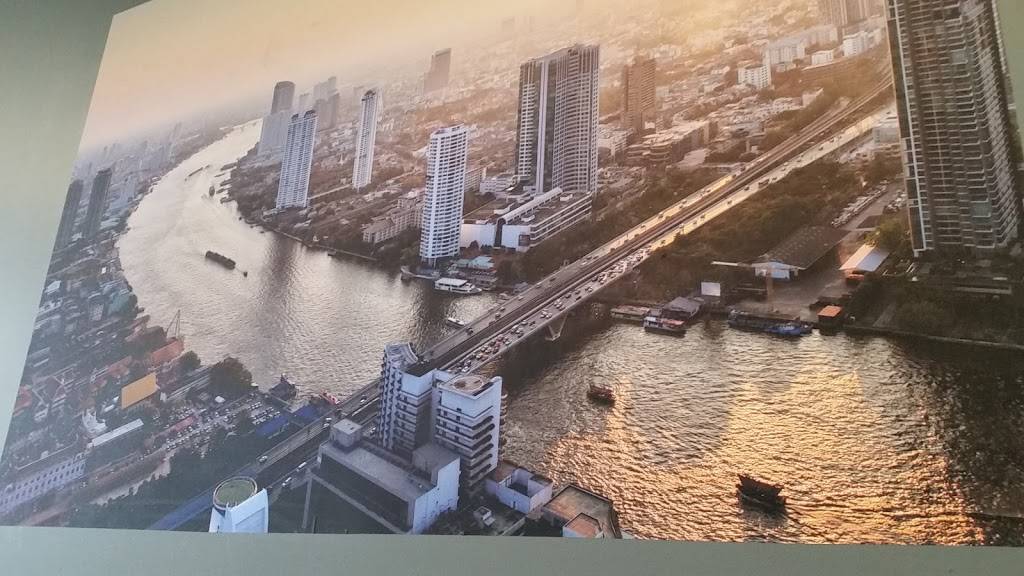 Bangkok Express | restaurant | 1174 W Hill Rd #4, Flint, MI 48507, USA | 8104842169 OR +1 810-484-2169