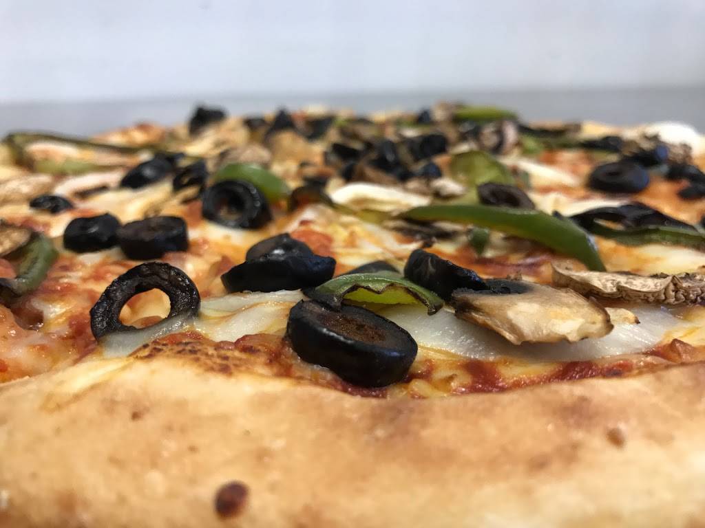 Pizza Bandit | restaurant | 6201 Whittier Blvd, East Los Angeles, CA 90022, USA | 3233149352 OR +1 323-314-9352