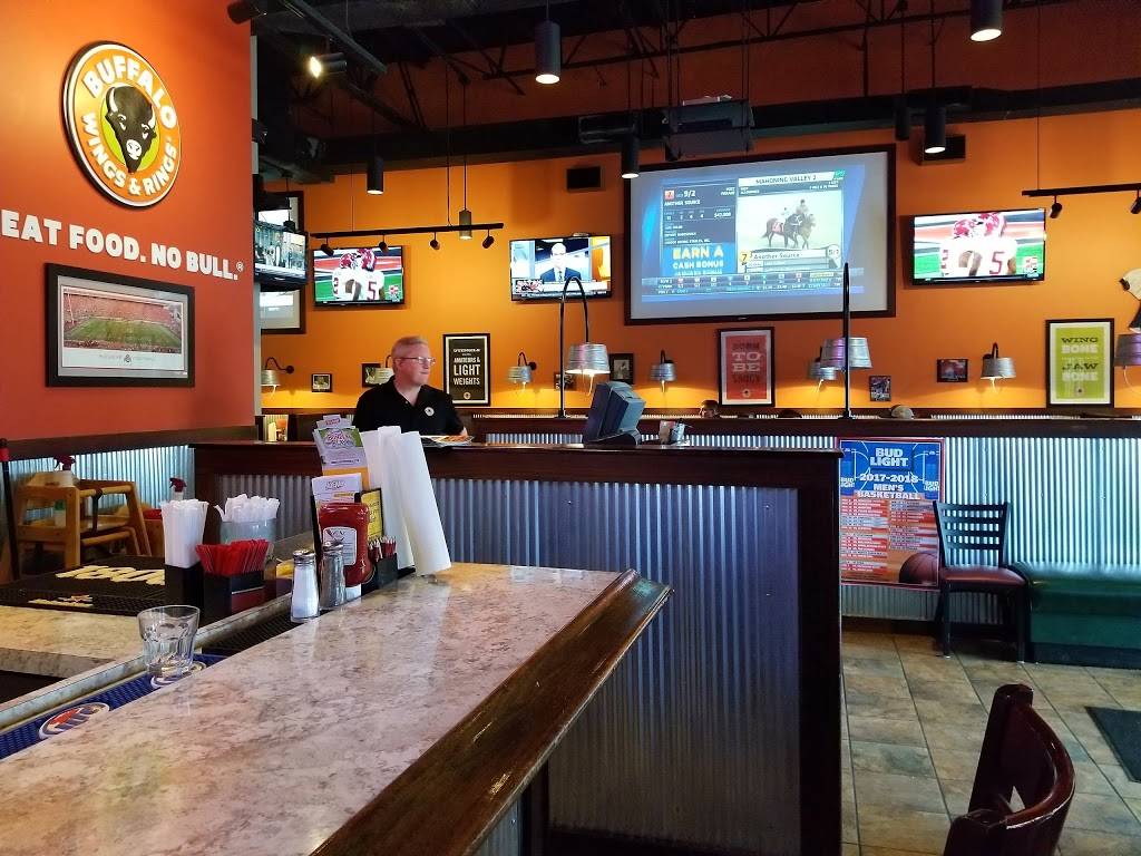 Buffalo Wings & Rings | restaurant | 1574 Stringtown Rd, Grove City, OH 43123, USA | 6148010900 OR +1 614-801-0900