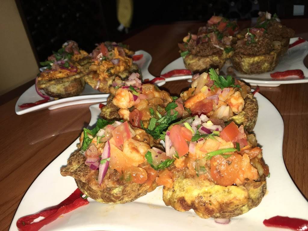 El Rinconcito Latino | meal delivery | 10481 SW 40th St, Miami, FL 33165, USA | 3052250200 OR +1 305-225-0200