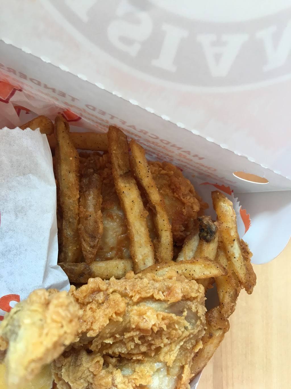 Popeyes Louisiana Kitchen | restaurant | 2580 Maple Ave, Zanesville, OH 43701, USA | 7404871279 OR +1 740-487-1279