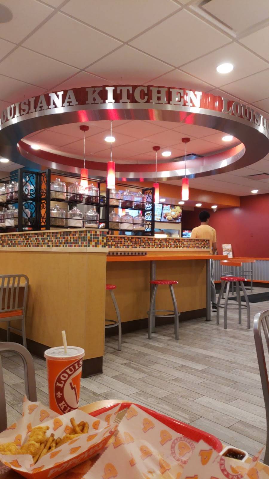 Popeyes® Louisiana Kitchen | restaurant | 709 Dundas St, Woodstock, ON N4S 6Z2, Canada | 5194213500 OR +1 519-421-3500