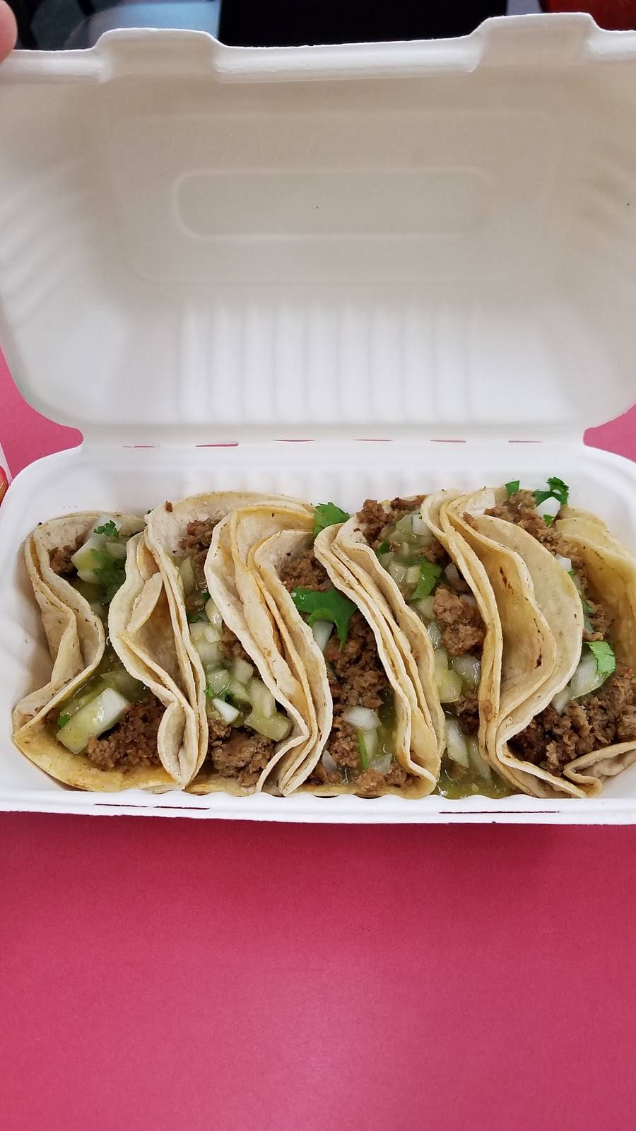 Joes Market & Deli | meal takeaway | 1828 Como Ave SE, Minneapolis, MN 55414, USA | 6123311272 OR +1 612-331-1272