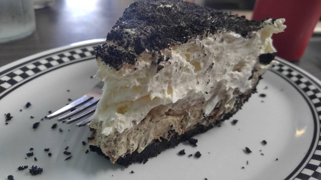 Mulberry Dairy Dip | restaurant | 29 US-64, Mulberry, AR 72947, USA | 4799979991 OR +1 479-997-9991