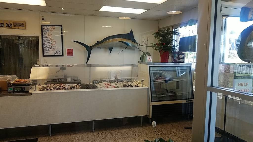 Forsyth Seafood Market & Cafe | restaurant | 108 N Martin Luther King Jr Dr, Winston-Salem, NC 27101, USA | 3367480793 OR +1 336-748-0793