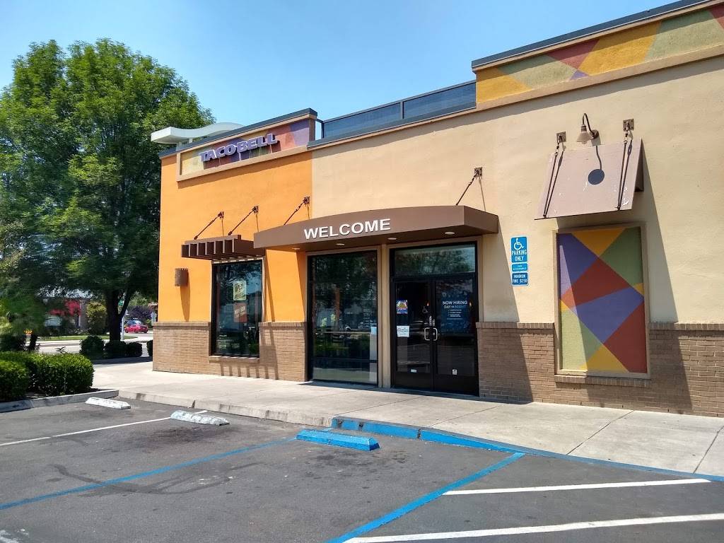 Taco Bell | meal takeaway | 5651 E Kings Canyon Rd, Fresno, CA 93727, USA | 5592510541 OR +1 559-251-0541