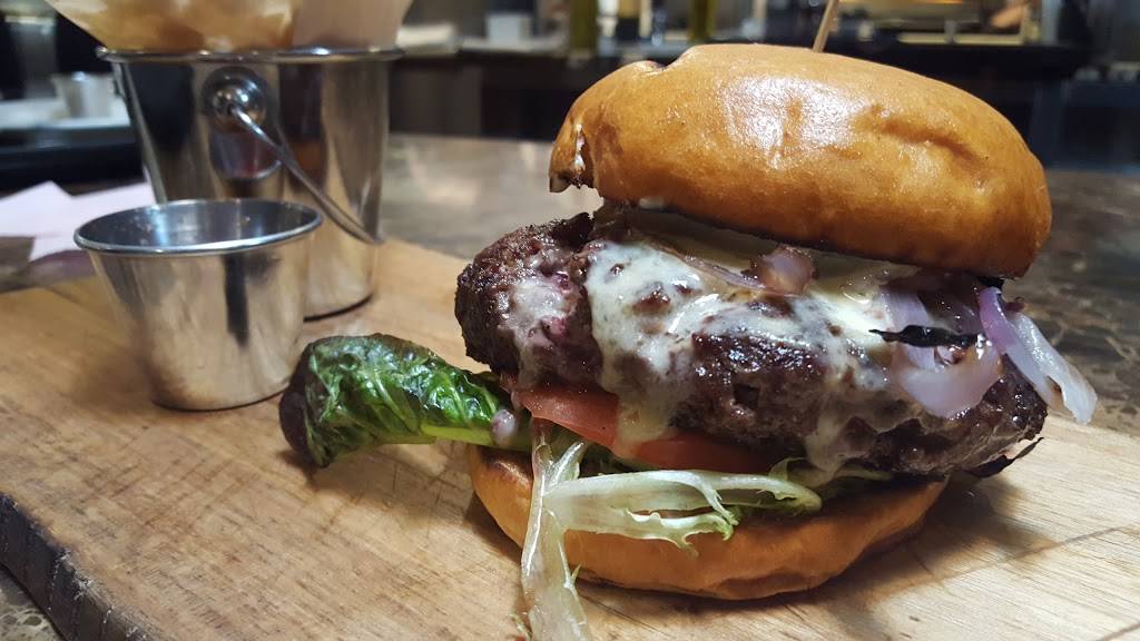 Sea salt | restaurant | 1186 3rd St S, Naples, FL 34102, USA | 2394347258 OR +1 239-434-7258