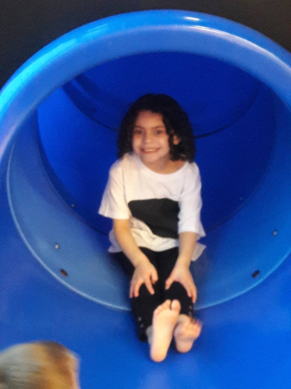 Burger King | restaurant | 340 Bristol Oxford Valley Rd, Langhorne, PA 19047, USA | 2159467984 OR +1 215-946-7984