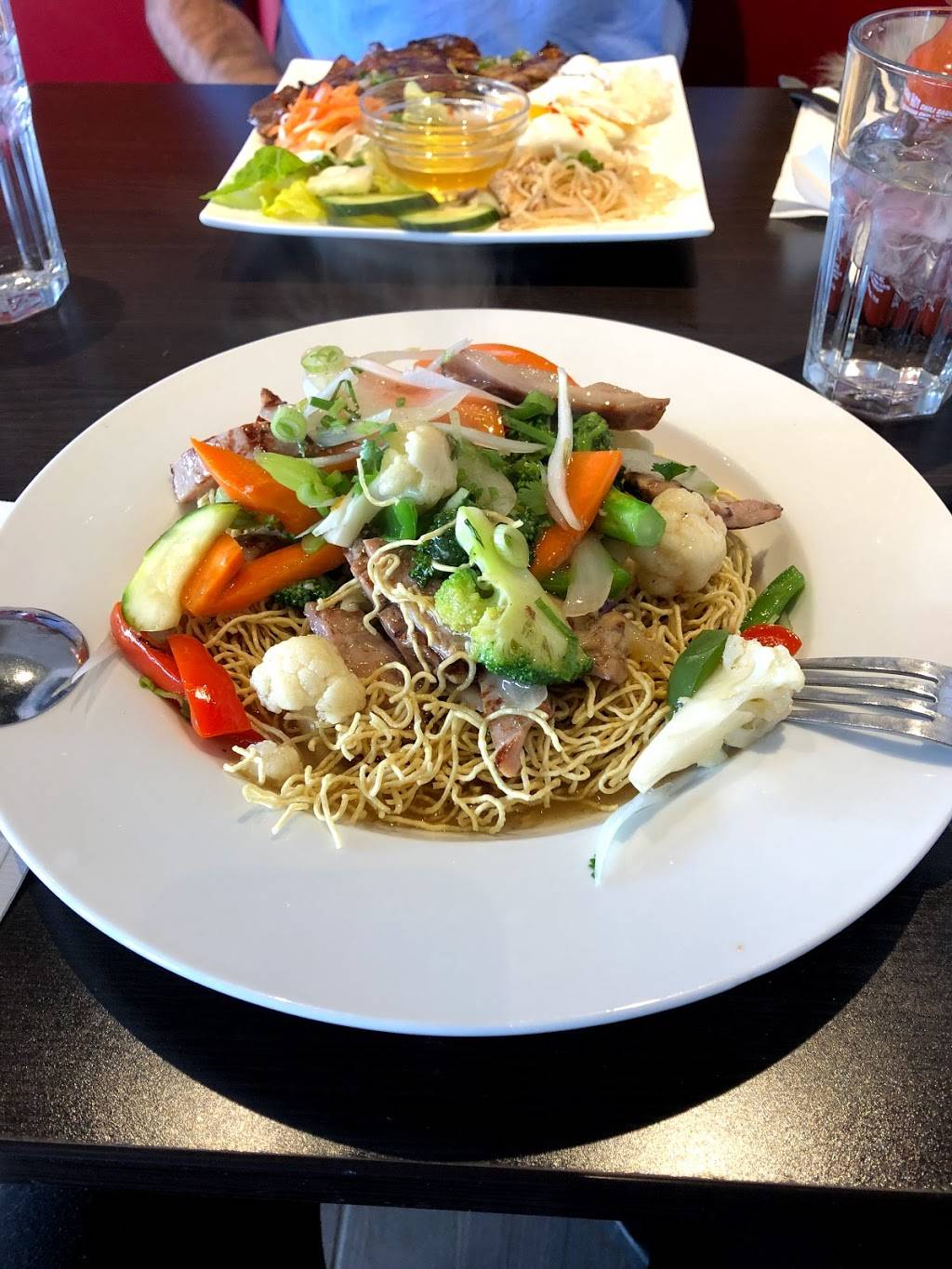 Pho Lam | restaurant | 8485 Boulevard Saint-Michel, Montréal, QC H1Z 3E7, Canada | 5145048787 OR +1 514-504-8787