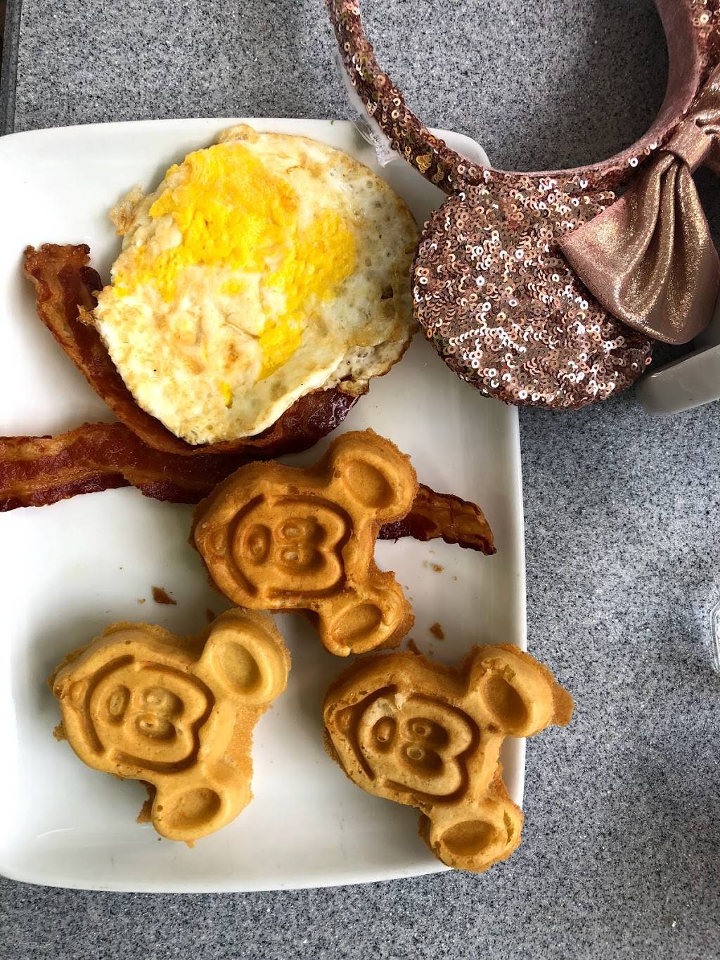 Olivias Cafe | cafe | 1510 N Cove Rd, Orlando, FL 32830, USA | 4079393463 OR +1 407-939-3463