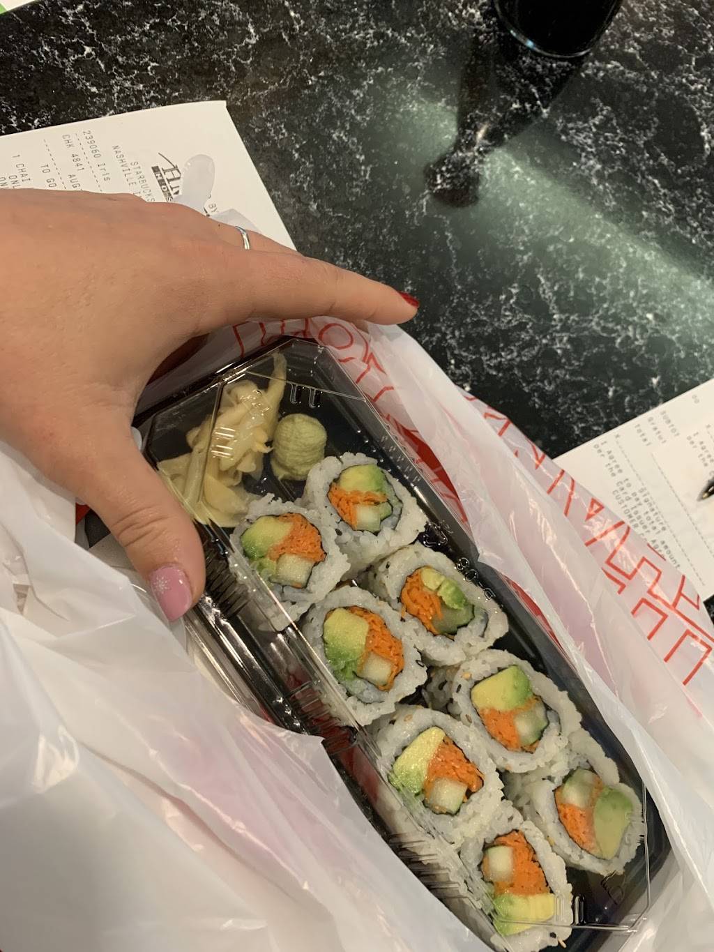 Hissho Sushi | restaurant | 1 Terminal Dr, Nashville, TN 37214, USA | 7049262200 OR +1 704-926-2200