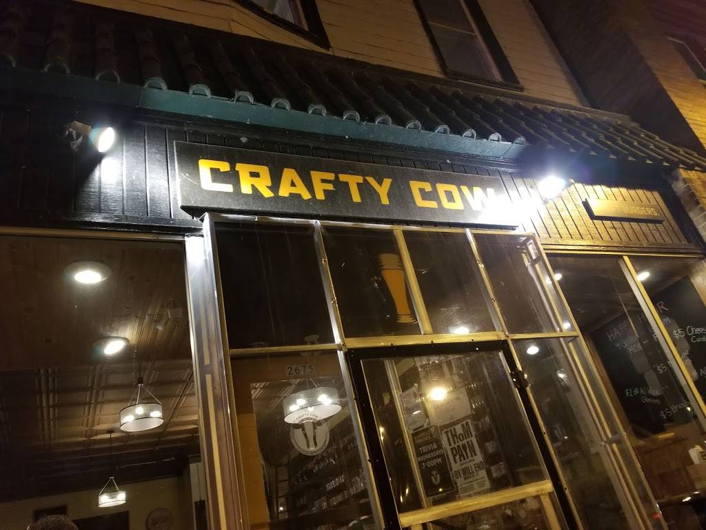 Crafty Cow | restaurant | 2675 S Kinnickinnic Ave, Milwaukee, WI 53207, USA | 4148080481 OR +1 414-808-0481