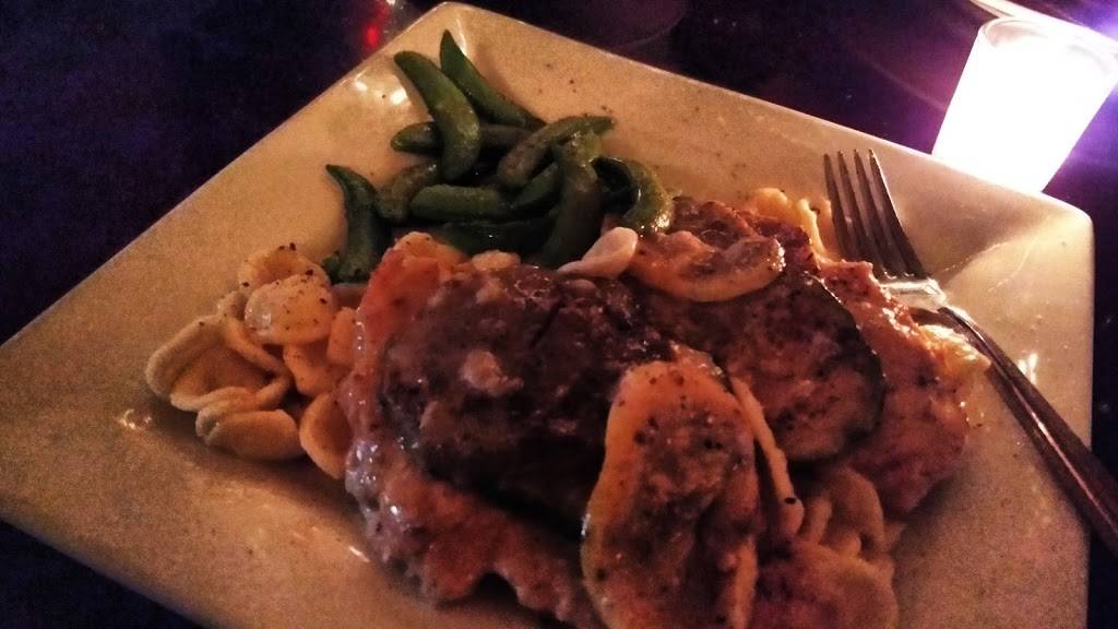 The Station | restaurant | 5 Main St, New Paltz, NY 12561, USA | 8452569447 OR +1 845-256-9447