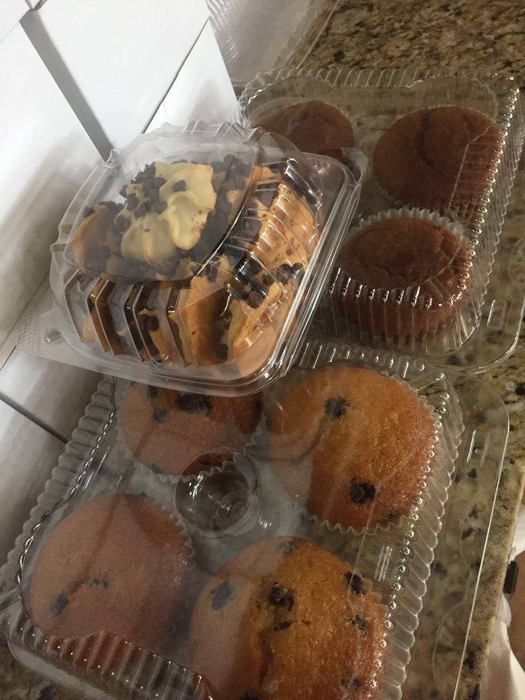 Five Star Bakery | restaurant | 212 N University Dr, Pembroke Pines, FL 33024, USA | 9543673065 OR +1 954-367-3065