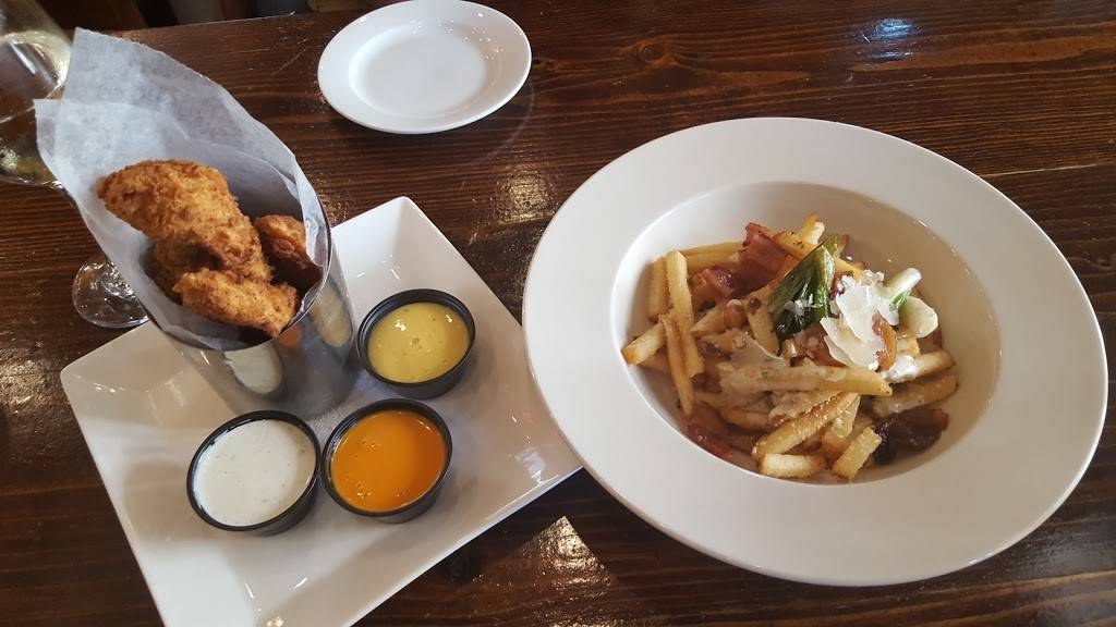 Courthaus Social | restaurant | 2300 Clarendon Blvd, Arlington, VA 22201, USA | 7032434900 OR +1 703-243-4900