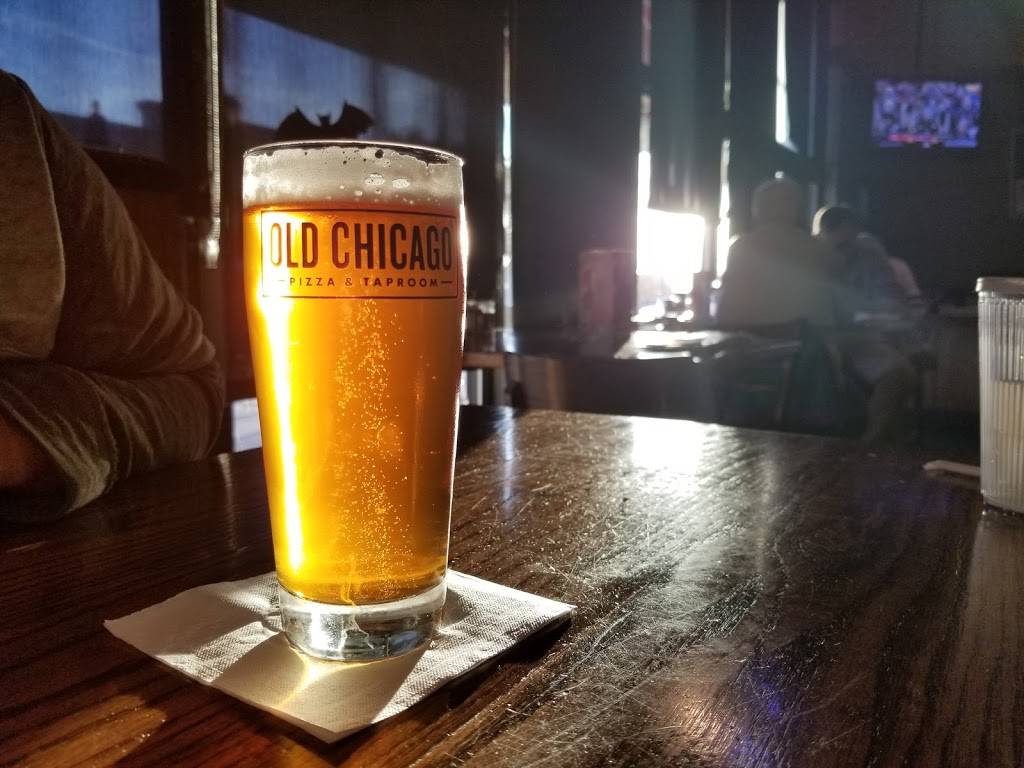 Old Chicago | restaurant | 2918 Pine Lake Rd, Lincoln, NE 68516, USA | 4024213388 OR +1 402-421-3388