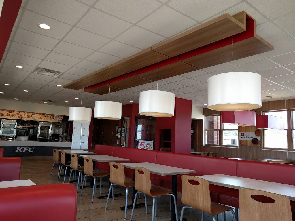 KFC | restaurant | 12303 W, 75th St, Kenosha, WI 53142, USA | 2628579449 OR +1 262-857-9449