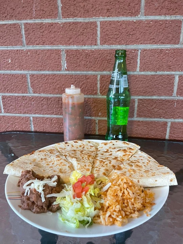 Salsa Mexican Restaurant | restaurant | 100 Wises Grove Rd, New Brighton, PA 15066, USA | 7245815289 OR +1 724-581-5289
