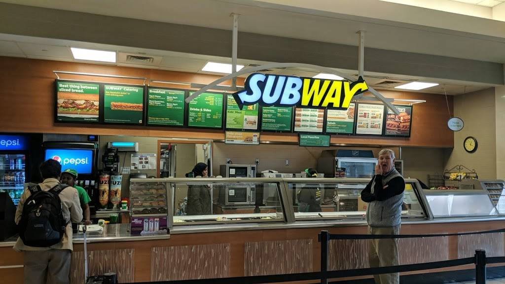 Subway Restaurants | restaurant | 8800 Essington Ave, Philadelphia, PA 19153, USA | 2156660755 OR +1 215-666-0755