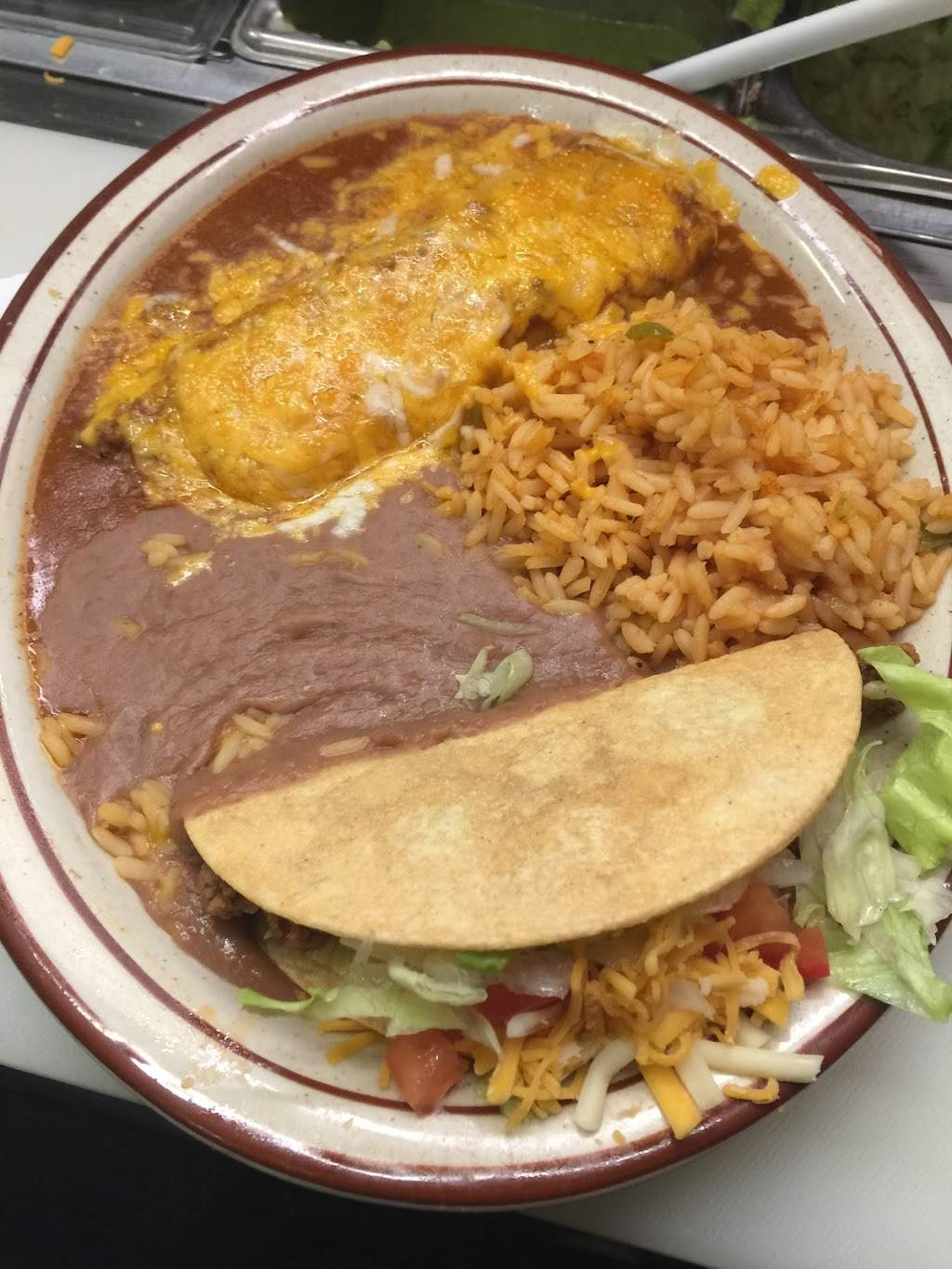 La Cabaña Mexican Restaurant | restaurant | 102 W Church Ave, Berryville, AR 72616, USA | 8704234848 OR +1 870-423-4848