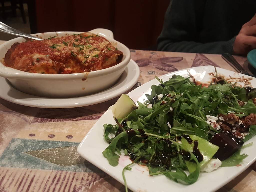 Polcaris North End Restaurant | restaurant | 92 Broadway, Saugus, MA 01906, USA | 7812333765 OR +1 781-233-3765