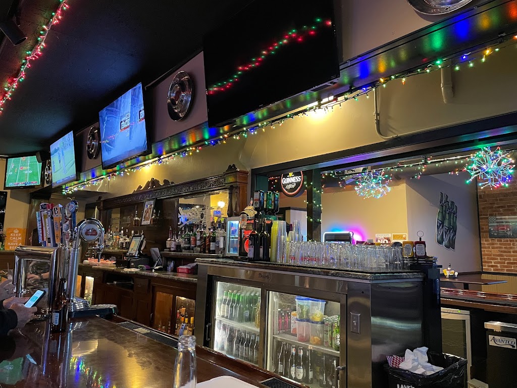 The Cadillac Pub | restaurant | 24 E Main St, Fleetwood, PA 19522, USA | 4845789734 OR +1 484-578-9734