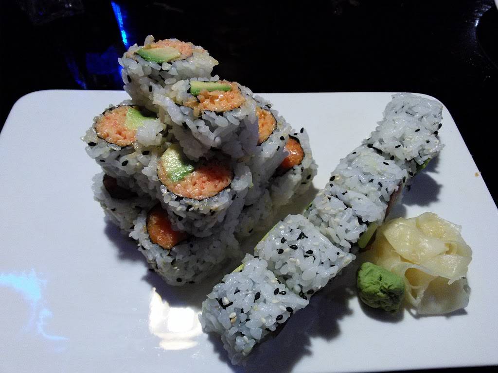 asian kitchen sushi bar | restaurant | 4000 W 106th St #165, Carmel, IN 46032, USA | 3179735848 OR +1 317-973-5848