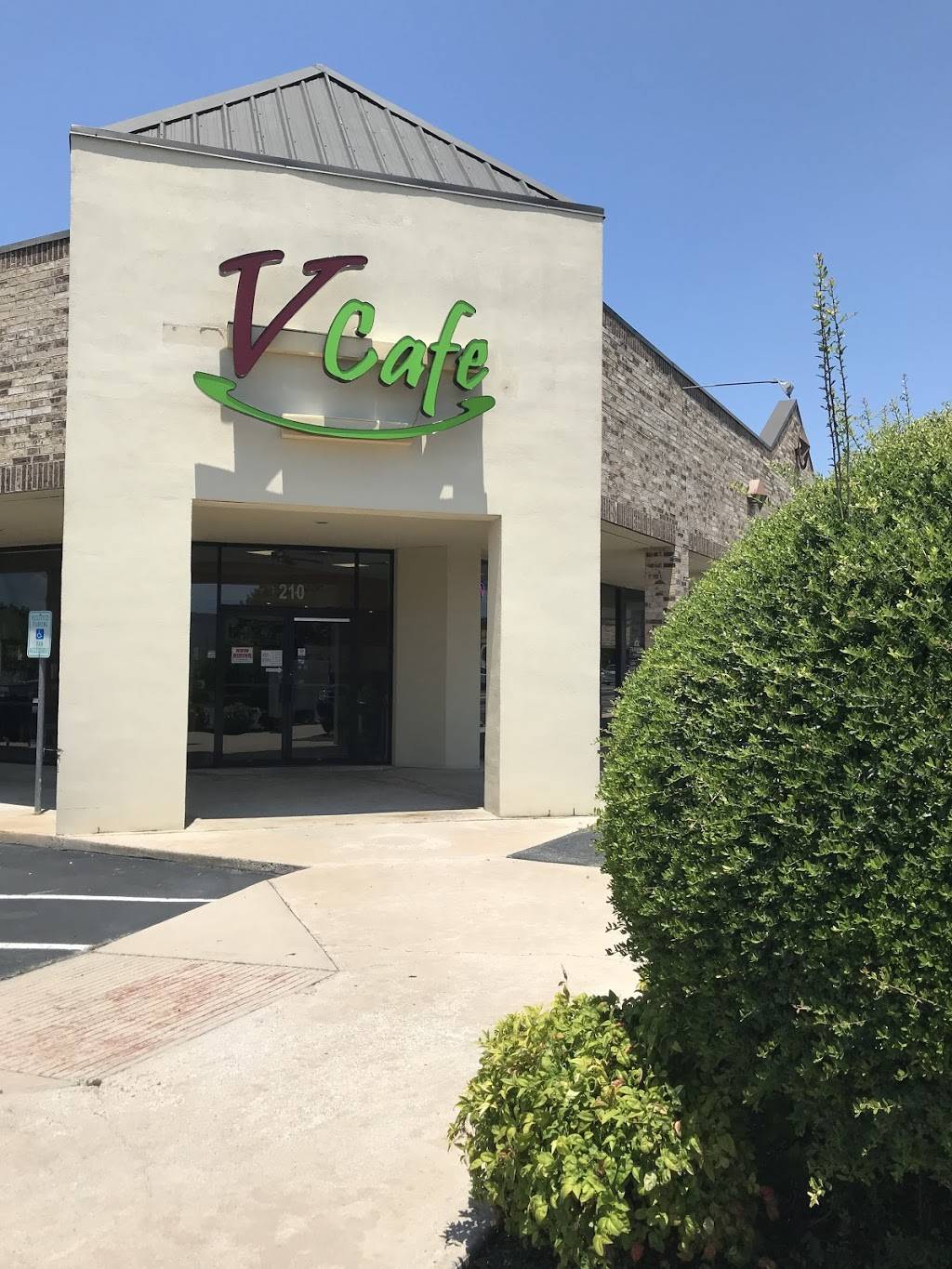 V Cafe | restaurant | 10700 Anderson Mill Rd #210, Austin, TX 78750, USA | 5123449532 OR +1 512-344-9532