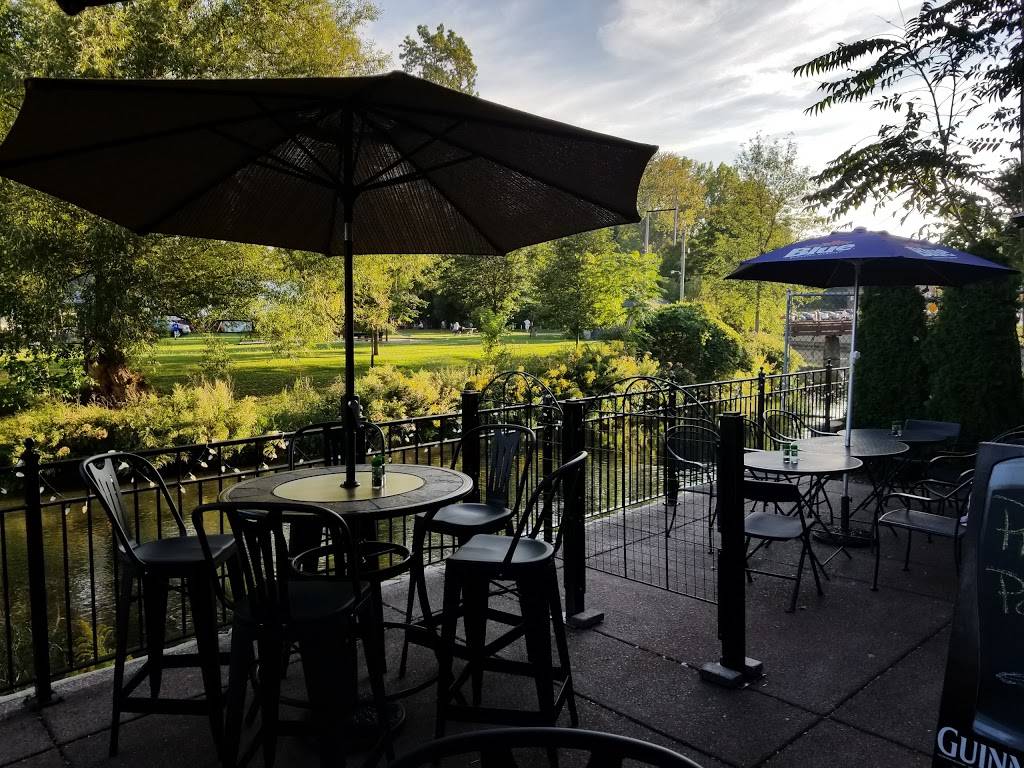 The Irishman Pub and Eatery | restaurant | 5601 Main St, Williamsville, NY 14221, USA | 7166262670 OR +1 716-626-2670