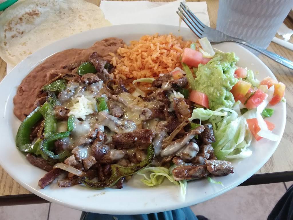 El Burrito Wey Estilo Jalisco | restaurant | 11470 Perrin Beitel Rd, San Antonio, TX 78217, USA | 2105414156 OR +1 210-541-4156