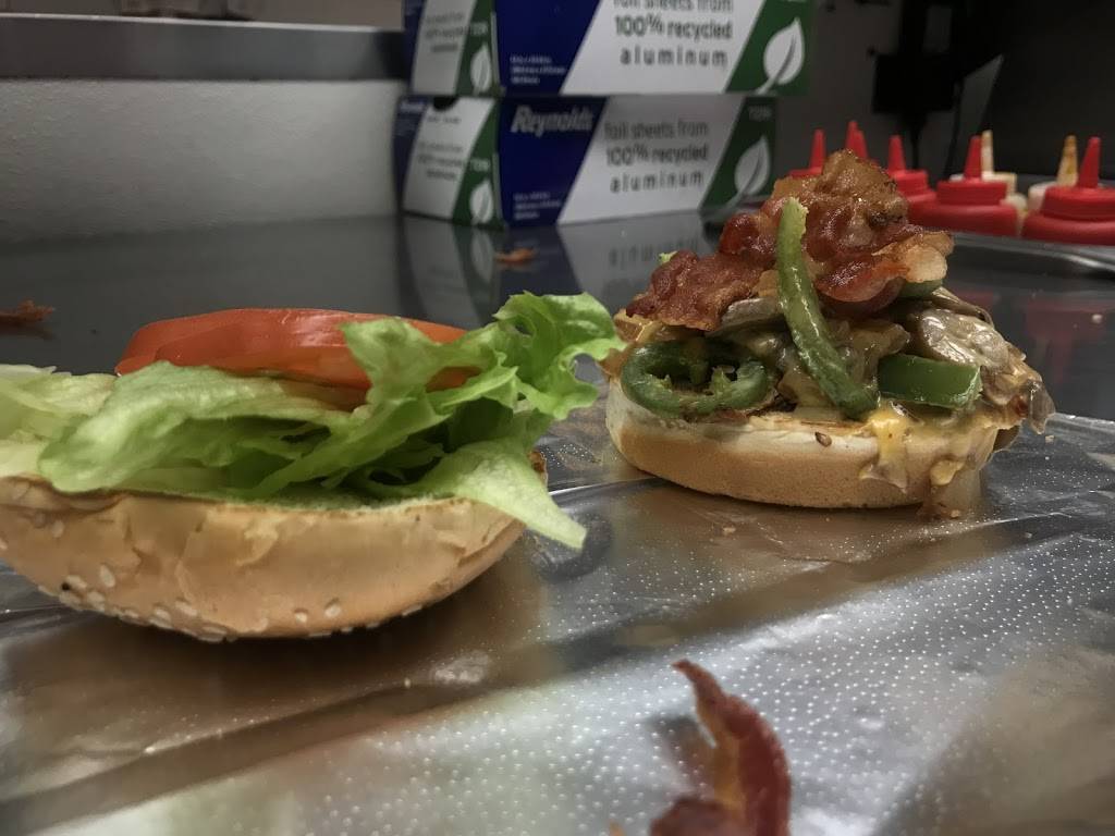 Five Guys | meal takeaway | 54 Route 17 N, East Rutherford, NJ 07073, USA | 2015075550 OR +1 201-507-5550