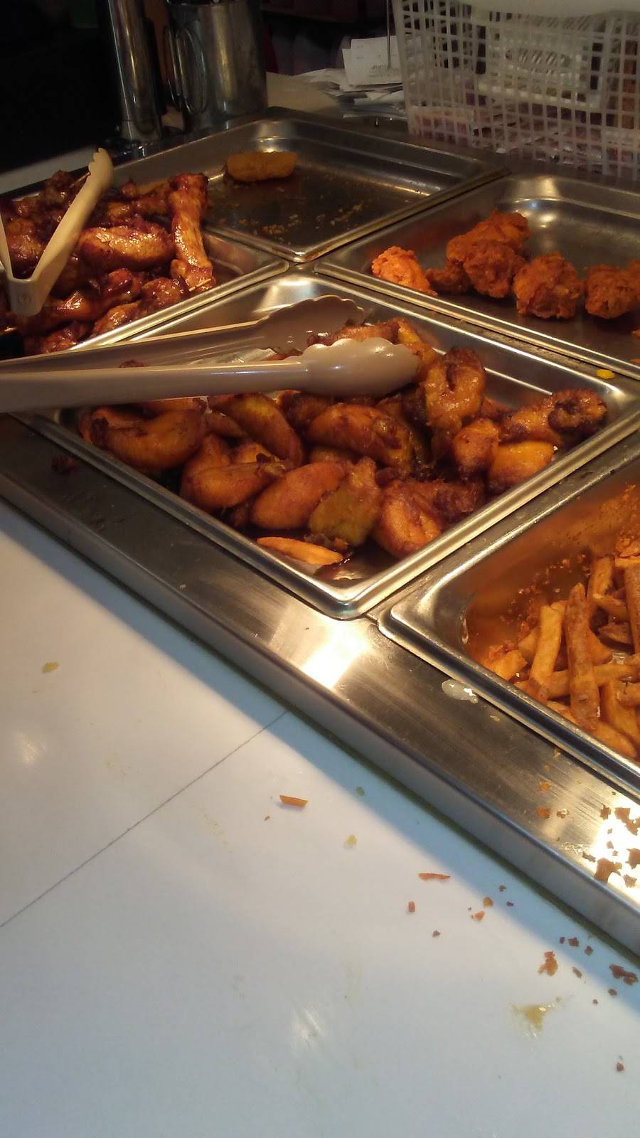 Corner Kitchen | restaurant | 6913 Pacific Blvd, Huntington Park, CA 90255, USA | 3235880068 OR +1 323-588-0068