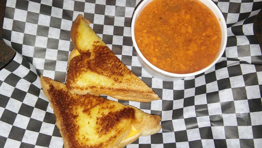 82nd Street Bar & Grill | restaurant | 5028 SE 82nd Ave, Portland, OR 97266, USA | 5037887196 OR +1 503-788-7196