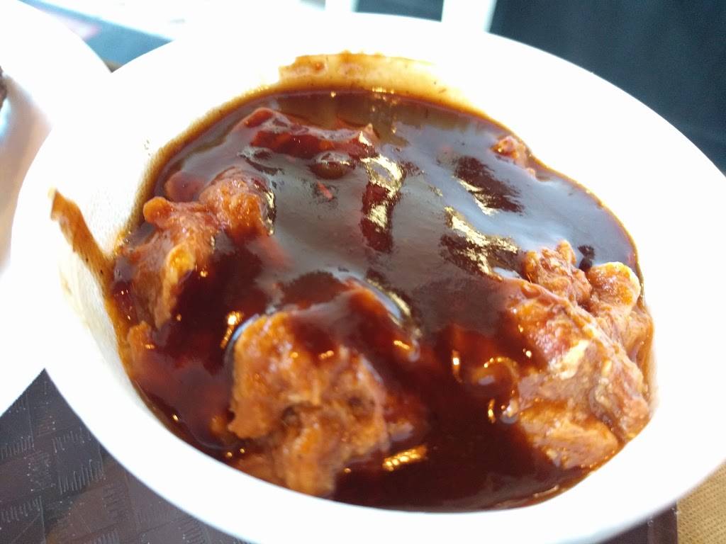 Southwest Pit BBQ | meal delivery | 1601 P St, Lincoln, NE 68508, USA | 4024051000 OR +1 402-405-1000