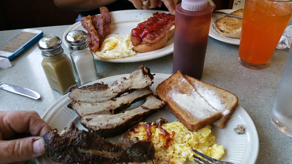 Blanchards 101 Diner | restaurant | 322 Cambridge St, Worcester, MA 01603, USA | 5087984070 OR +1 508-798-4070