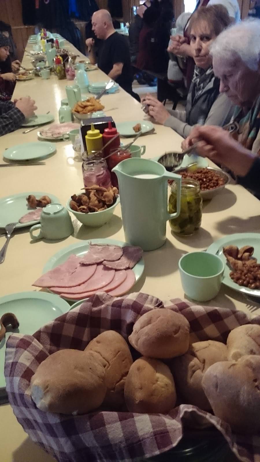 La Cabane à Sucre Brazeau | restaurant | 316 Côte St Charles, Papineauville, QC J0V 1R0, Canada | 8194275611 OR +1 819-427-5611