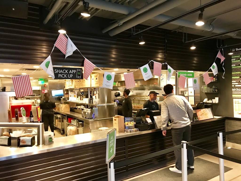 Shake Shack | restaurant | 234-236 Newbury St, Boston, MA 02116, USA | 6179335050 OR +1 617-933-5050
