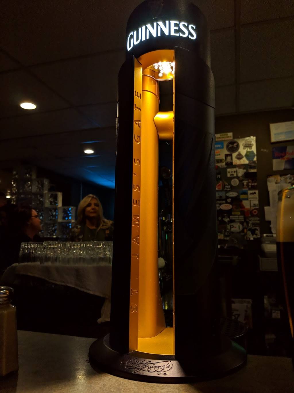 Vernons Tap & Grill | restaurant | 22 Main St E, Kingsville, ON N9Y 1A2, Canada | 5197334288 OR +1 519-733-4288