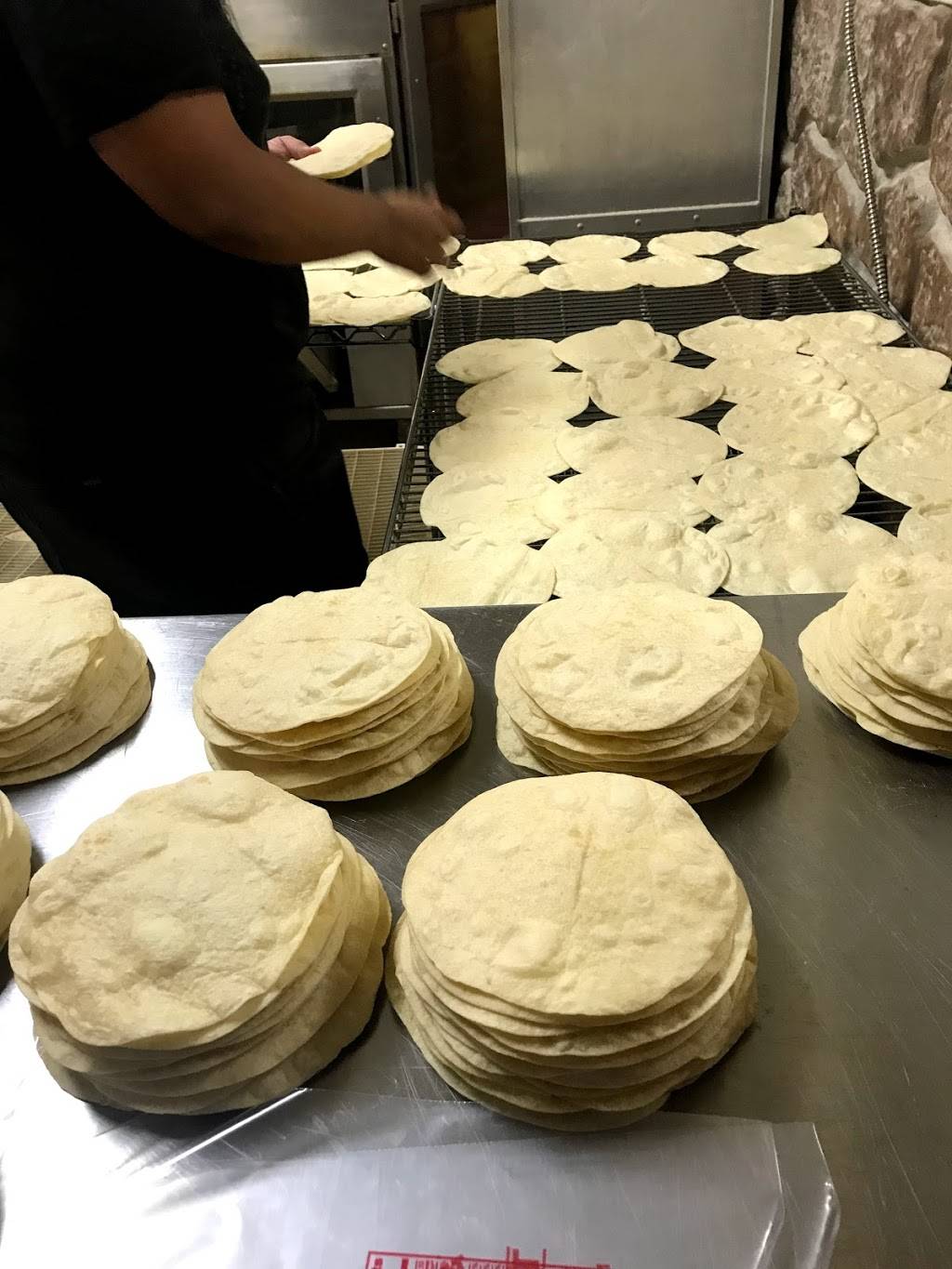 Tradicion Mexicana Restaurant and Tortilla Factory | restaurant | 325 Industrial Dr W, Sulphur Springs, TX 75482, USA | 9034389450 OR +1 903-438-9450