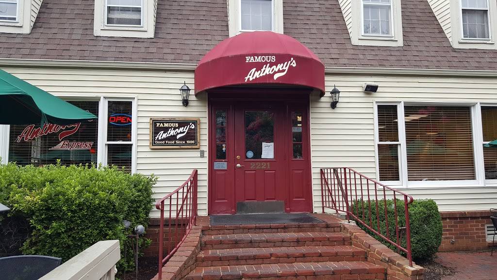 Famous Anthonys Crystal Springs | restaurant | 2416, 2221 Crystal Spring Ave SW, Roanoke, VA 24014, USA | 5409810200 OR +1 540-981-0200