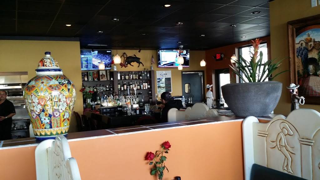 Fiesta Jalisco | restaurant | 1906 N Hwy A1A, Indian Harbour Beach, FL 32937, USA | 3214283509 OR +1 321-428-3509
