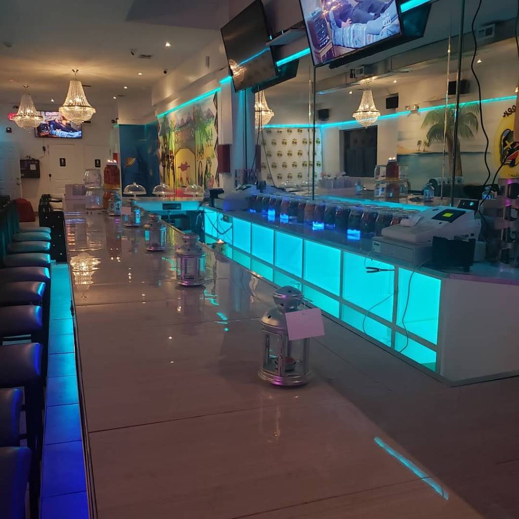 Peppers Restaurant and Twerk Bar | restaurant | 2643 W Sergeant St, Philadelphia, PA 19132, USA | 2159821618 OR +1 215-982-1618