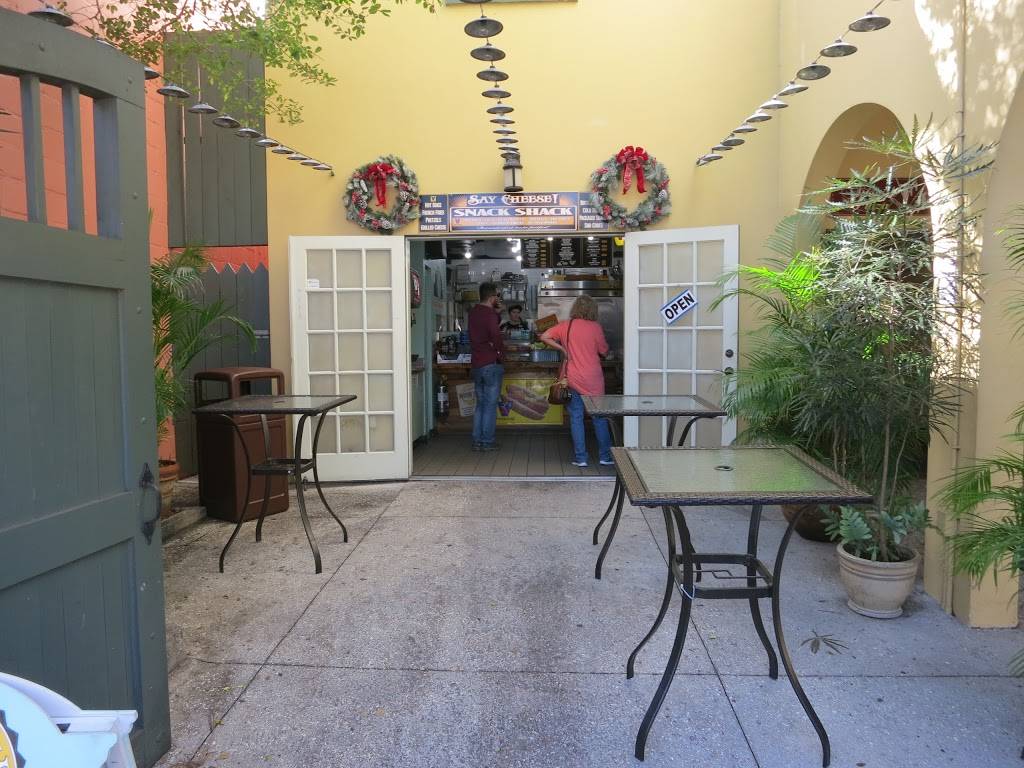 Snack Shack | restaurant | 100 St George St, St. Augustine, FL 32084, USA | 9042170170 OR +1 904-217-0170